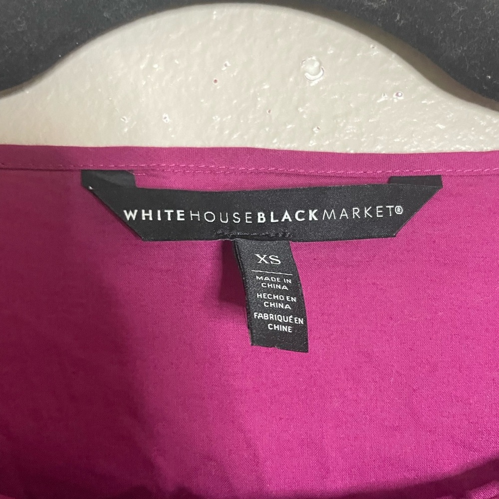 White House Black Market
Dark Pink Floral Cutout Blouse
Tunic. Size XSmall - Picture 8 of 15